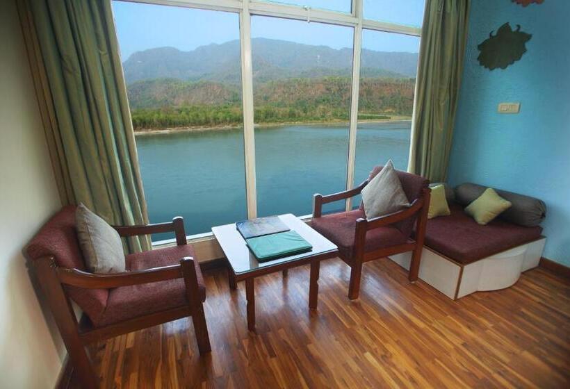 Premium room with view, Ganga Kinare A Riverside Boutique Resort, Rishikesh