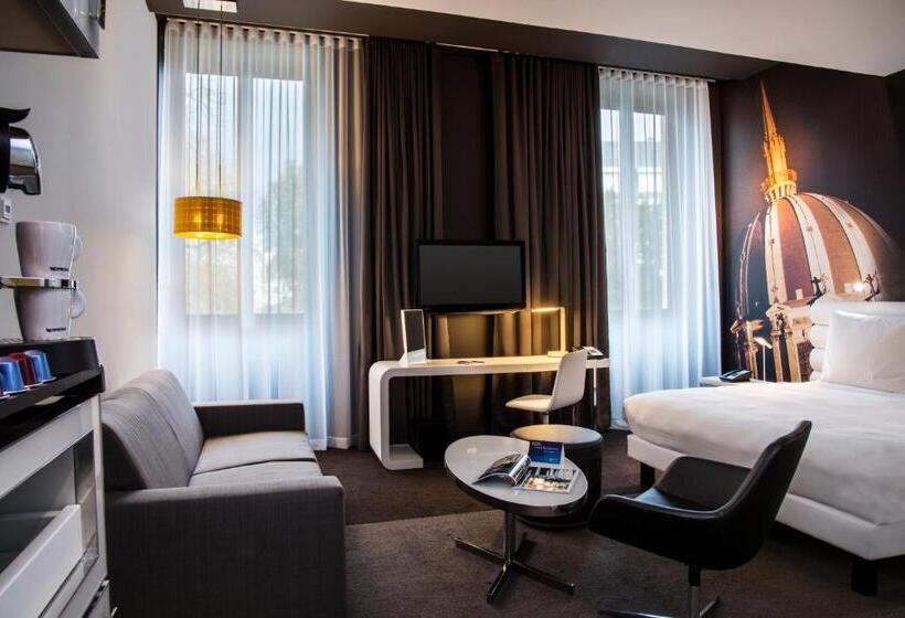 Полулюкс, Radisson Blu Hotel Nantes
