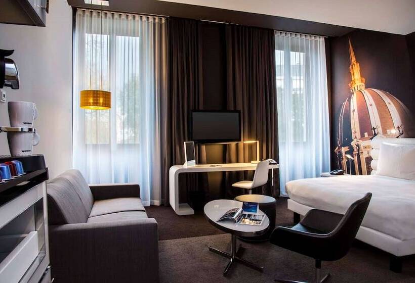 سوییت جونیور, Radisson Blu Hotel Nantes
