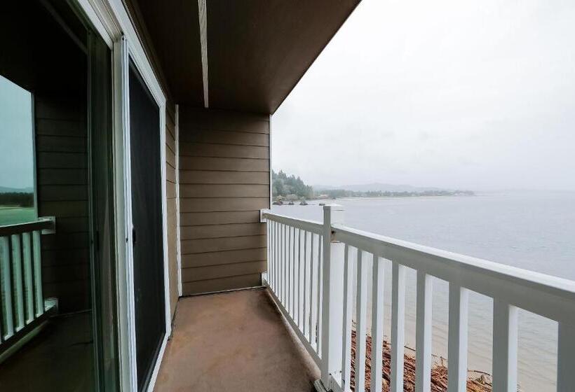스탠다드 발코니 룸 바다 전망, Siletz Bay Lodge