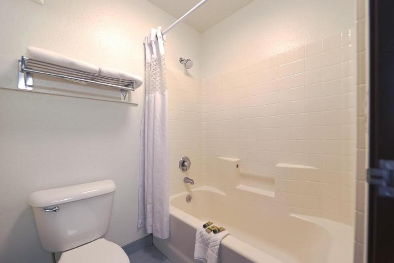 اتاق استاندارد با تخت بزرگ, Siletz Bay Lodge