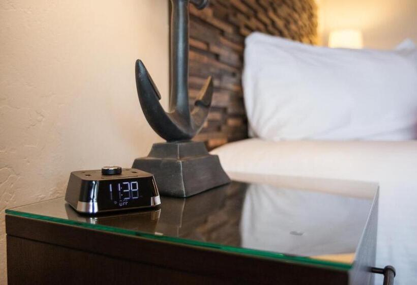 Номер Superior Вид на Море, The Landing At Morro Bay