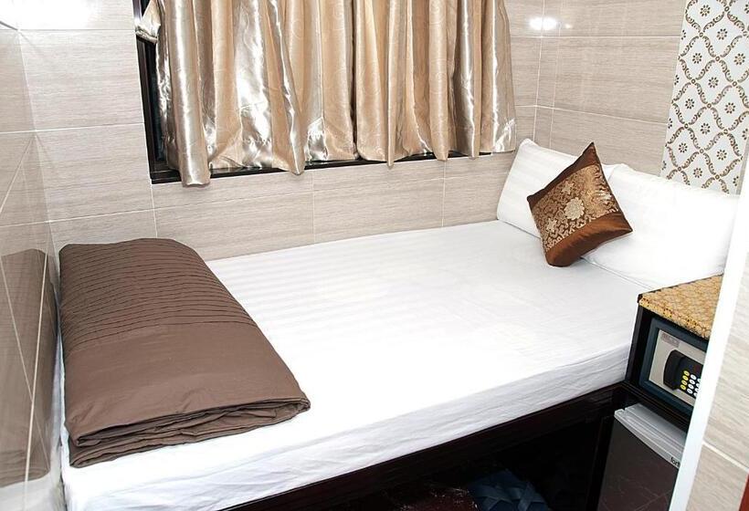 اتاق استاندارد یک نفره, New Tokyo Hostel
