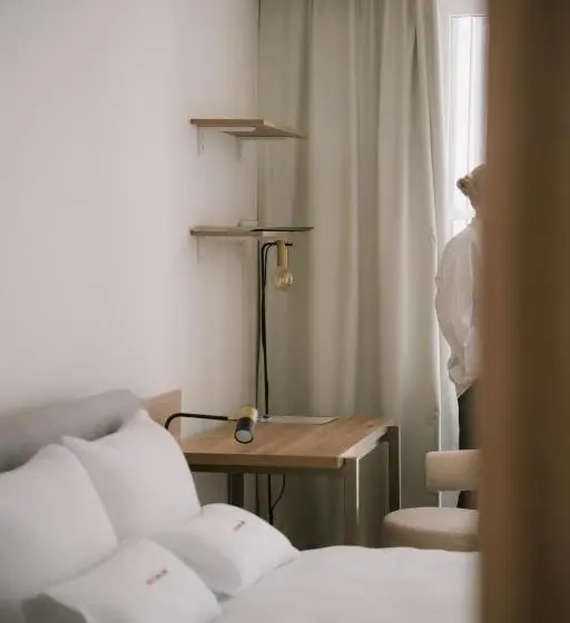 آپارتمان 1 خوابه, FortyPlusOne Hotel Vienna