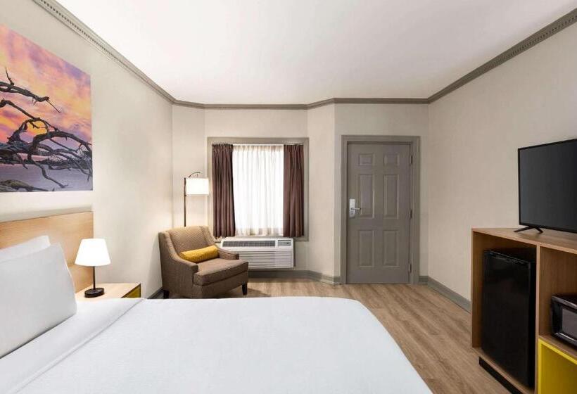 Стандартный Номер Кровать Кинг, Days Inn By Wyndham Kingsland Ga