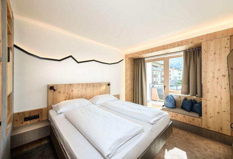 חדר אקונומי, Dips&drops   First Bike & Ski Hub