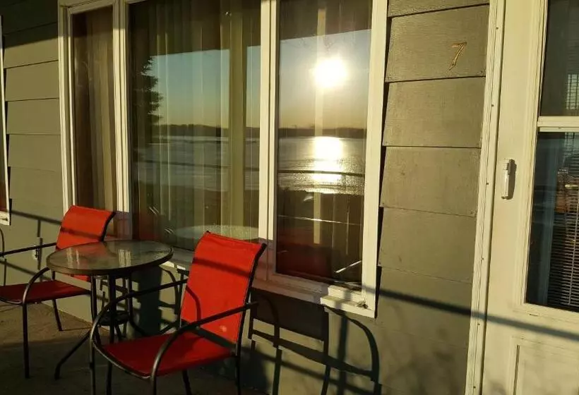 اتاق سوپریور, Snug Harbor Inn