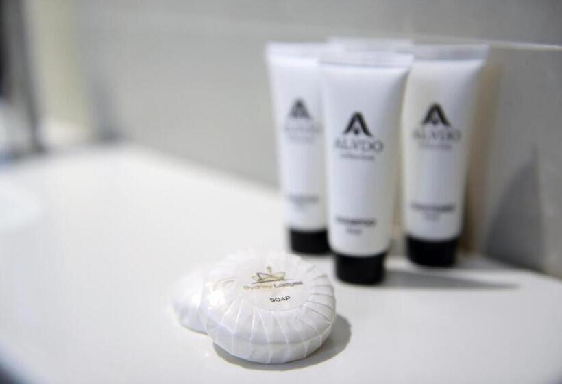 اتاق استاندارد سه نفره, The Maisonette