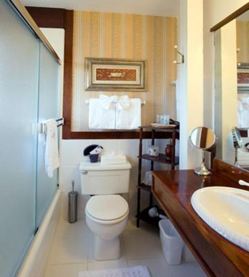 חדר סטנדרט עם מיטת קינג, Headlands Inn Bed And Breakfast