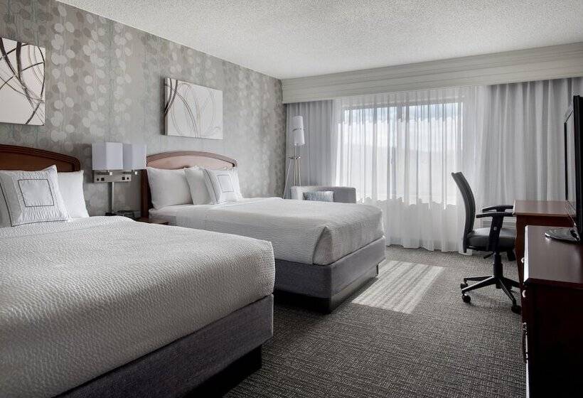 Номер Стандарт 2 Двуспальные Кровати, Courtyard By Marriott Lebanon