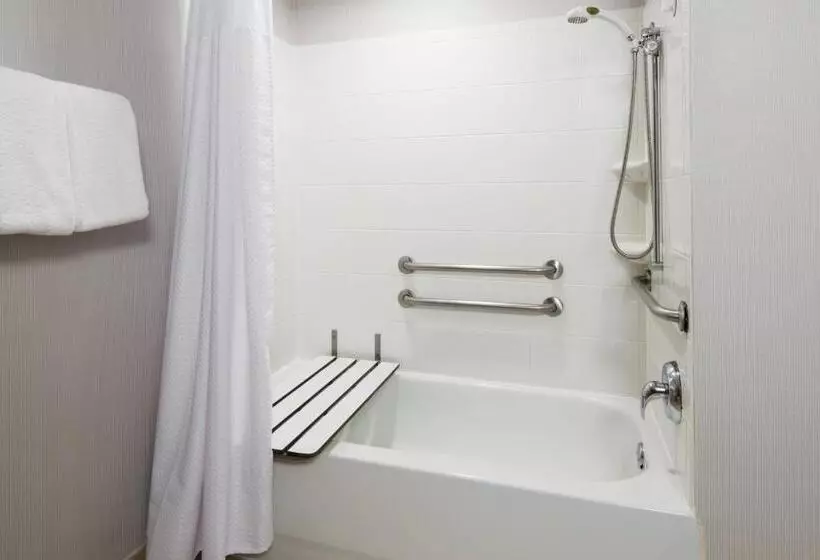 Standard-huone, Courtyard By Marriott Providence Lincoln