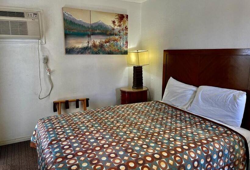 غرفة قياسية, Desert Inn