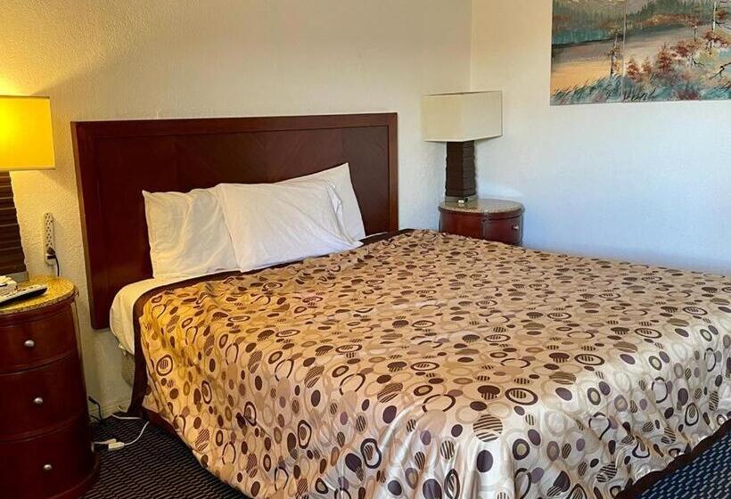 غرفة قياسية سرير كينج, Desert Inn