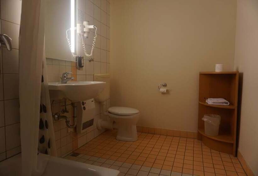 Трехместный Номер Комфорт, Events Adlerpalast