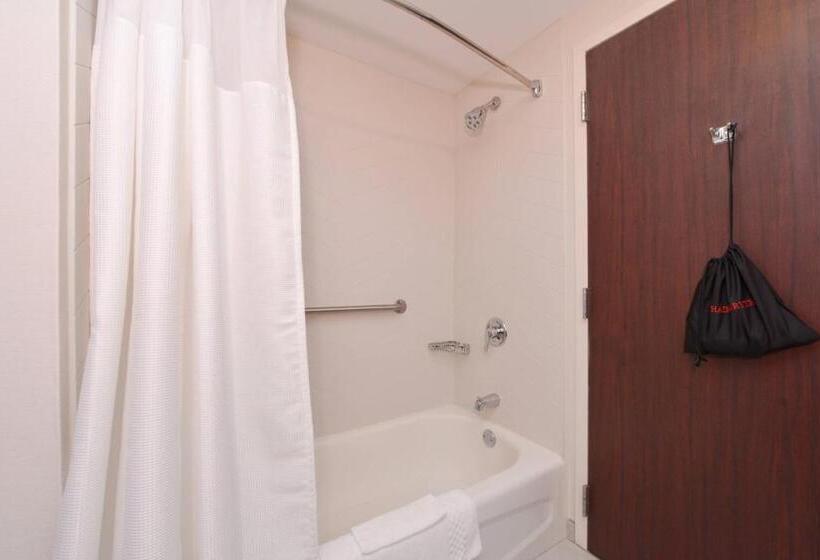 标准间, Fairfield Inn & Suites By Marriott Pittsburgh New Stanton