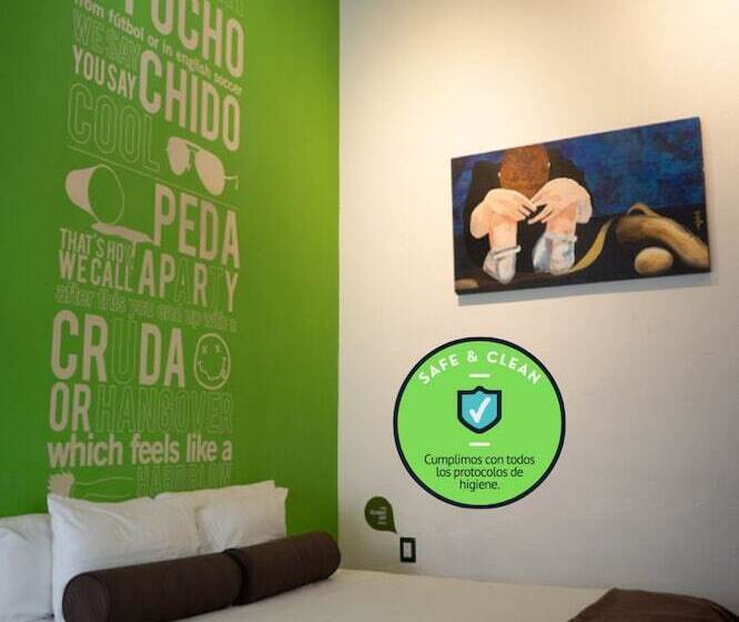 חדר דלוקס, Kuku Ruku