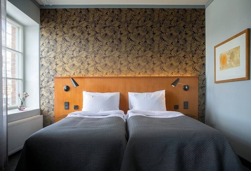 스탠다드 룸, Lasaretti