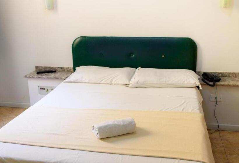 اتاق استاندارد, Pompeu Rio