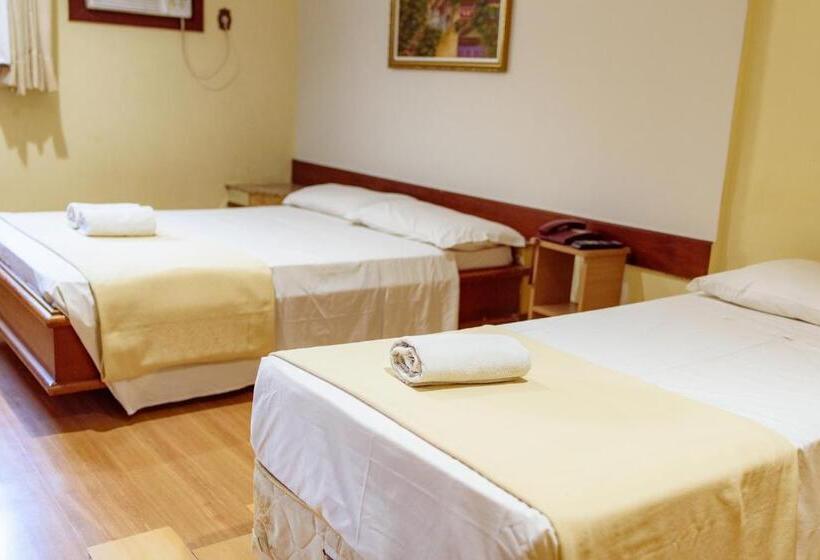 اتاق سوپریور, Pompeu Rio