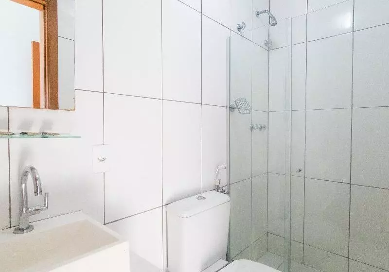 Standard-huone, Pompeu Rio