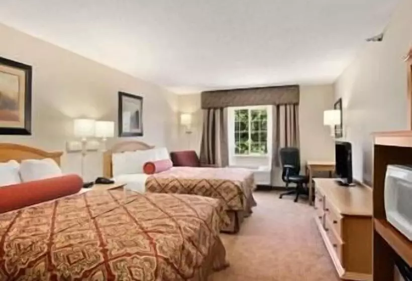 デラックスルーム, Savanna Inn & Suites