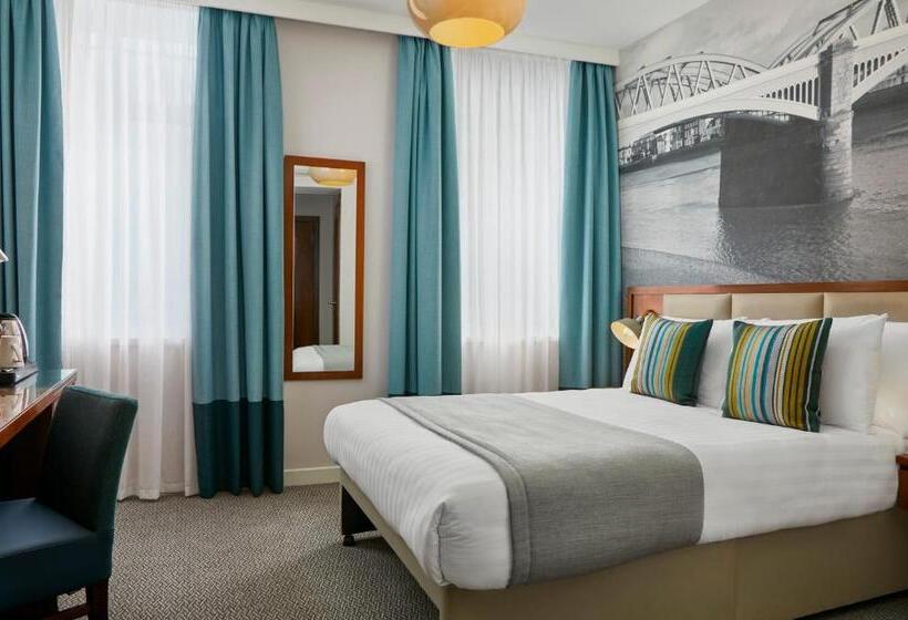 장애인을 위한 스탠다드 룸, Seraphine Hammersmith