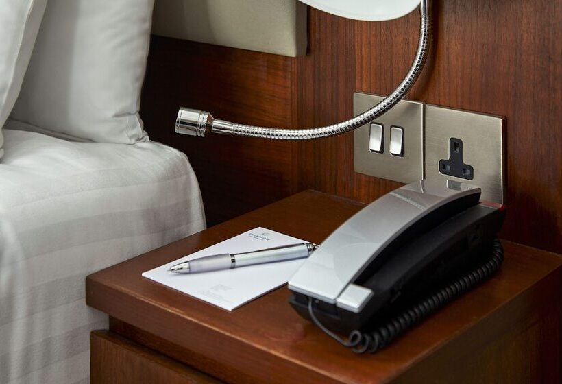 수피리어 룸, Seraphine Hammersmith