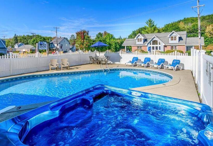 منزل 3 غرف نوم, Top Notch Inn