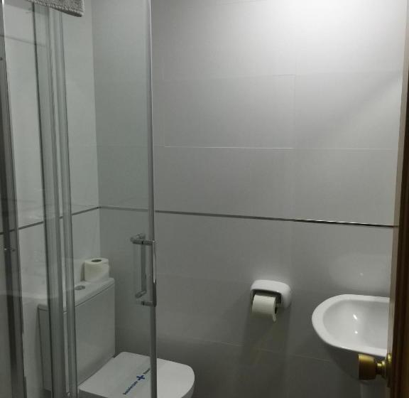 اتاق استاندارد چهار تخته, Hostal Maribel