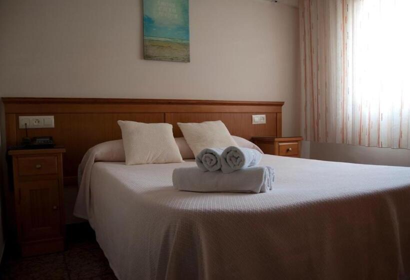 اتاق استاندارد, Hostal Maribel