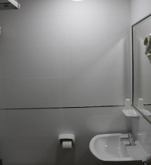 اتاق استاندارد, Hostal Maribel