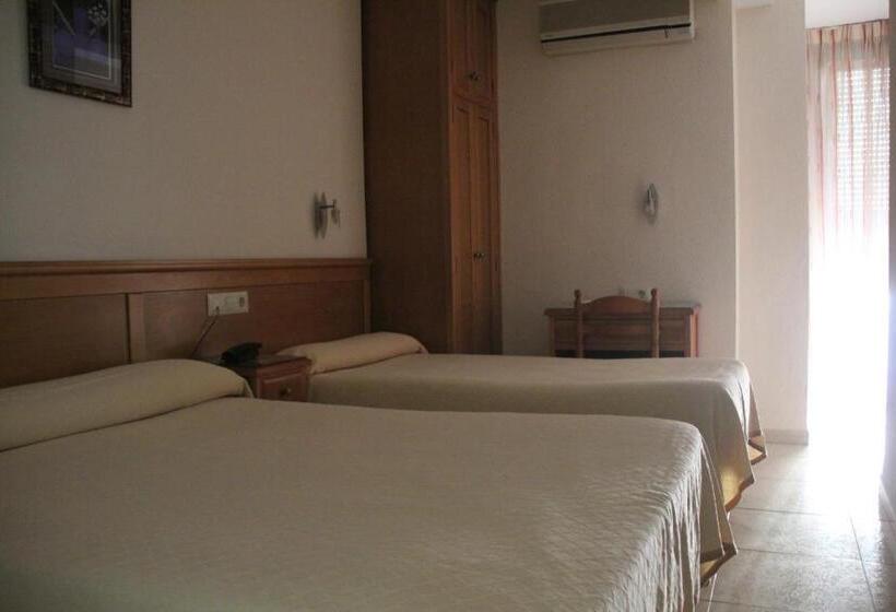 اتاق استاندارد, Hostal Maribel