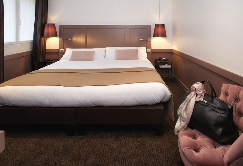 اتاق خانوادگی, La Maison Des Armateurs