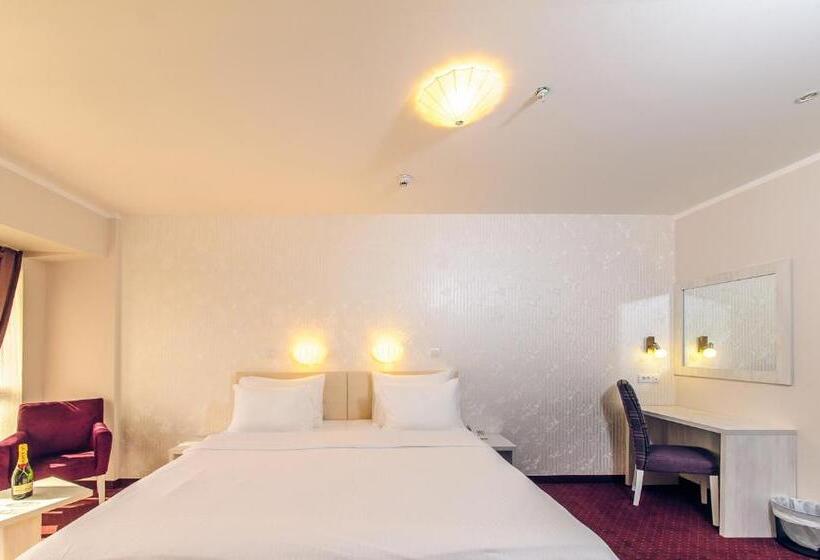 اتاق سوپریور, Philia