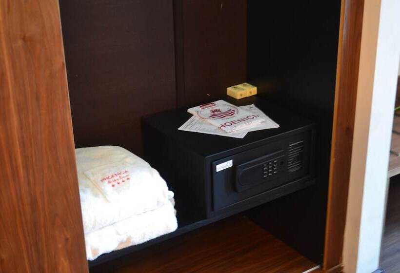 Pokój Standard, Phoenicia Express