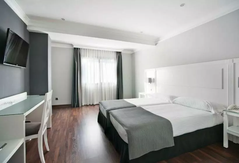 اتاق استاندارد, Uve Alcobendas