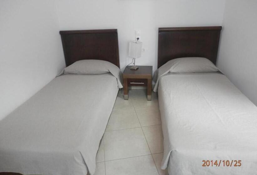 חדר סטנדרט נוף לעיר, Glaros Hotel Apartment