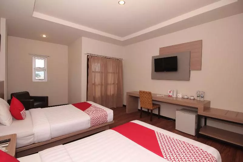 キングサイズベッドのスタンダードルーム, Americas Best Value Inn Comanche
