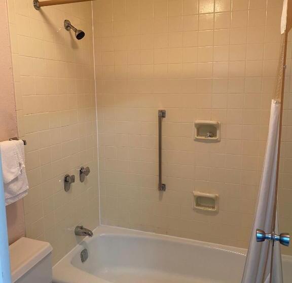 غرفة قياسية سرير كينج لذوى الإحتياجات الخاصة, Motel 6 Marianna, Fl