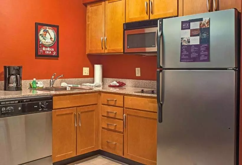 キングサイドベッドのスタンダードワンルーム, Residence Inn Aberdeen At Ripken Stadium