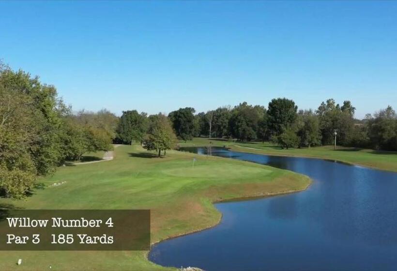 جناح سرير كينج, Randolph Inn And Suites