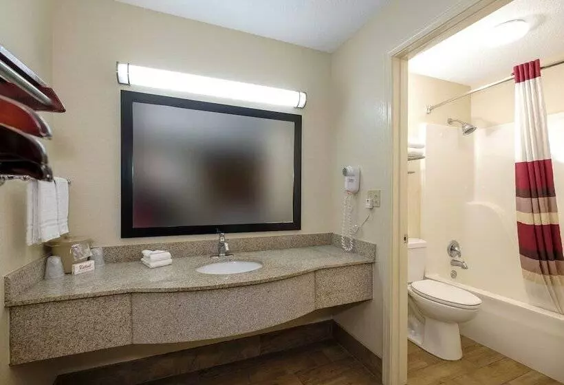 デラックスルーム, Red Roof Inn Columbus, Ms
