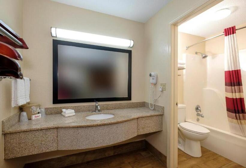 غرفة سوبيريور سرير كينج, Red Roof Inn Columbus, Ms