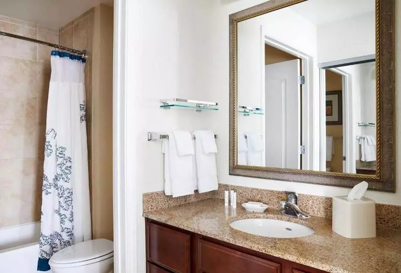 سوئیت با تخت بزرگ, Residence Inn Temple