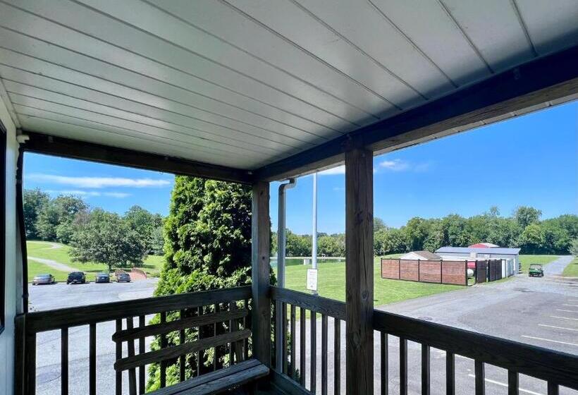 2ダブルベッドのスタンダードルーム, Hershey Farm Resort