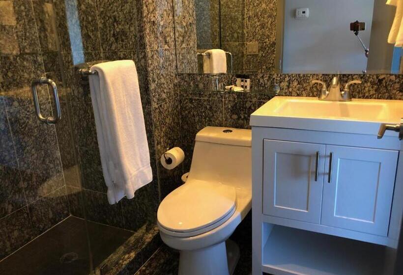 标准间, The Ridge