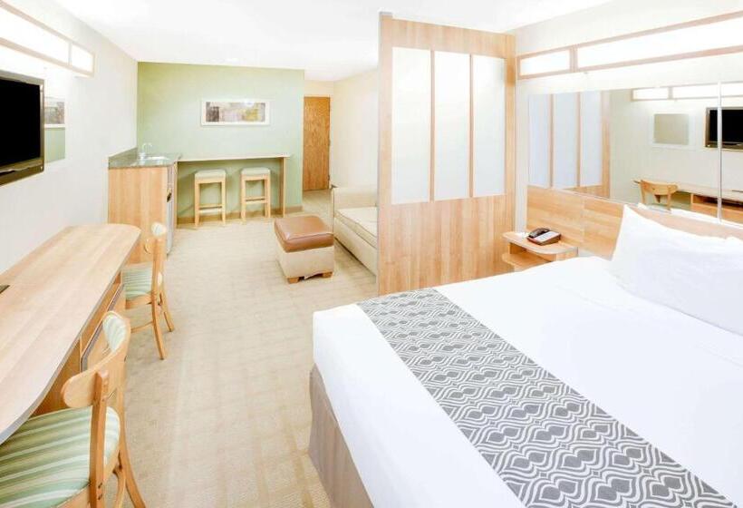 Люкс, Microtel Inn & Suites By Wyndham Saraland