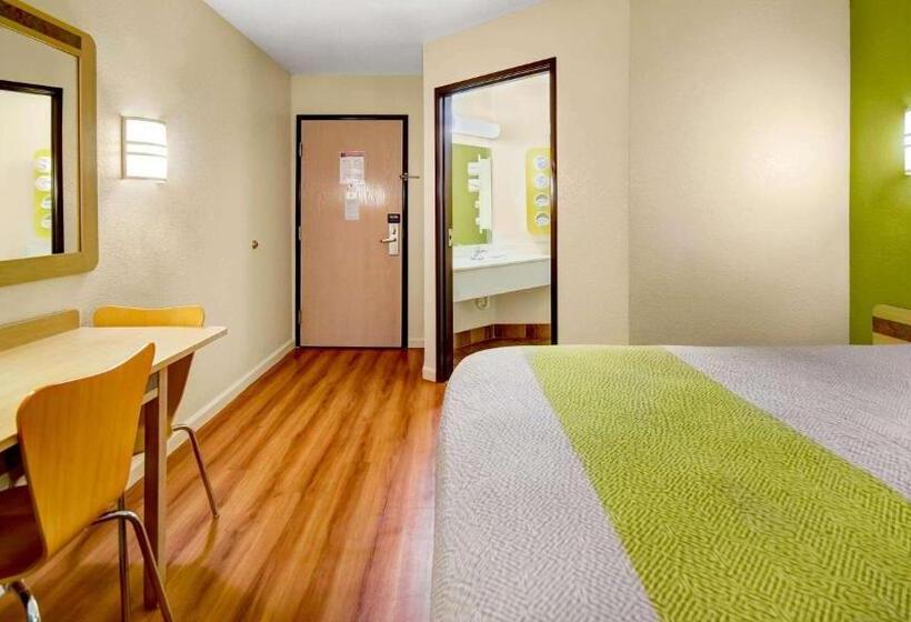 اتاق استاندارد برای معلولان, Lakeside Inn Lake Havasu City