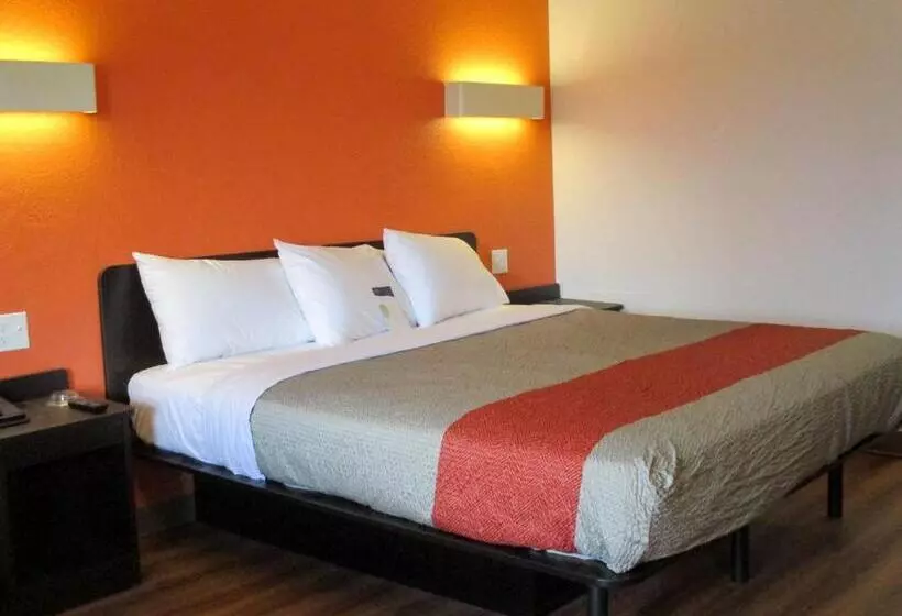 Deluxe-huone King-vuode, Motel 6schenectady, Ny