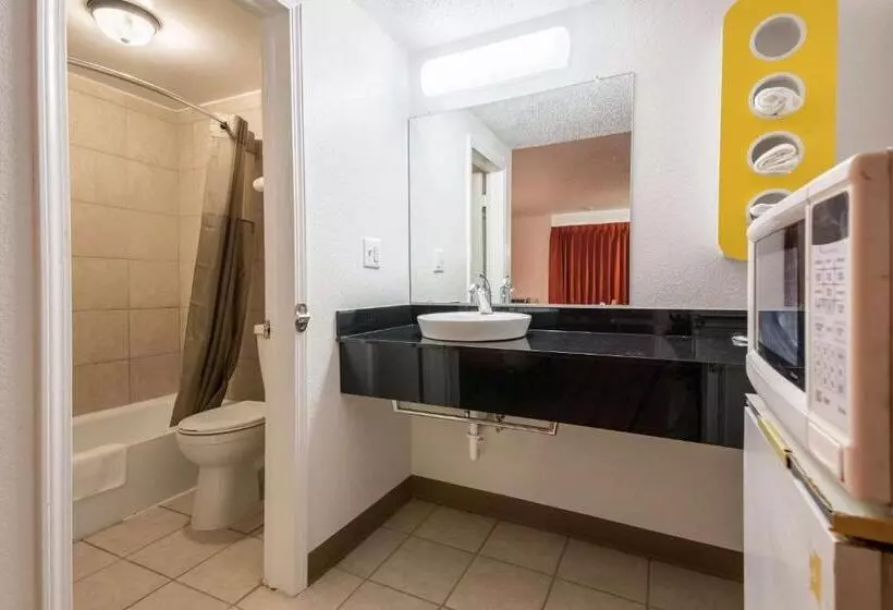 Standard-huone King-vuode, Motel 6schenectady, Ny